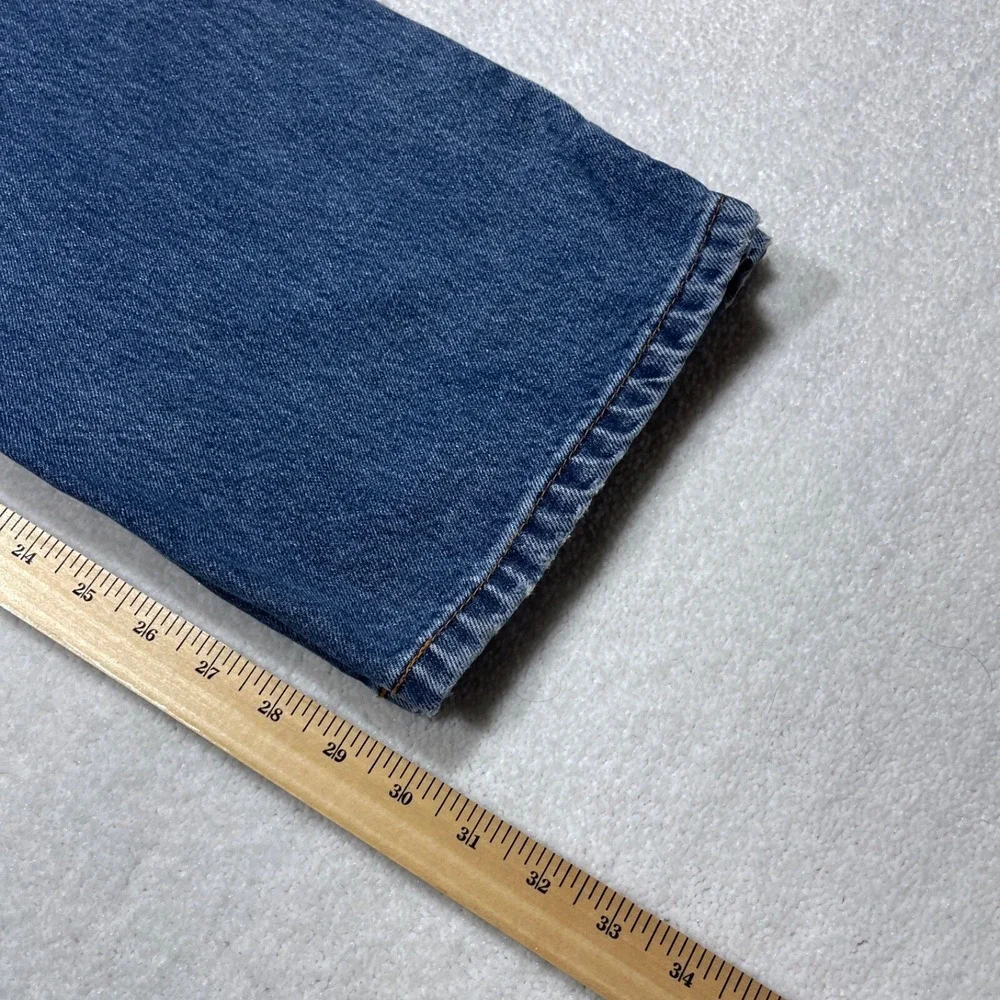 Levi Jeans Men's W38 L32 Straight Leg Comfort Inseam Measures 30
